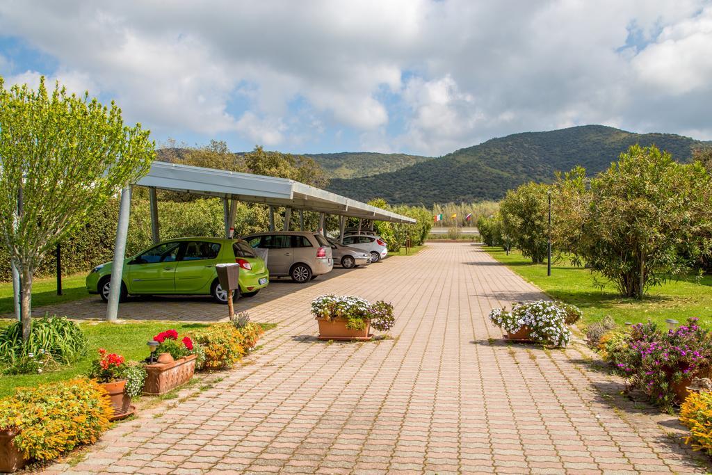 Tris Hotel Орбетелло Экстерьер фото