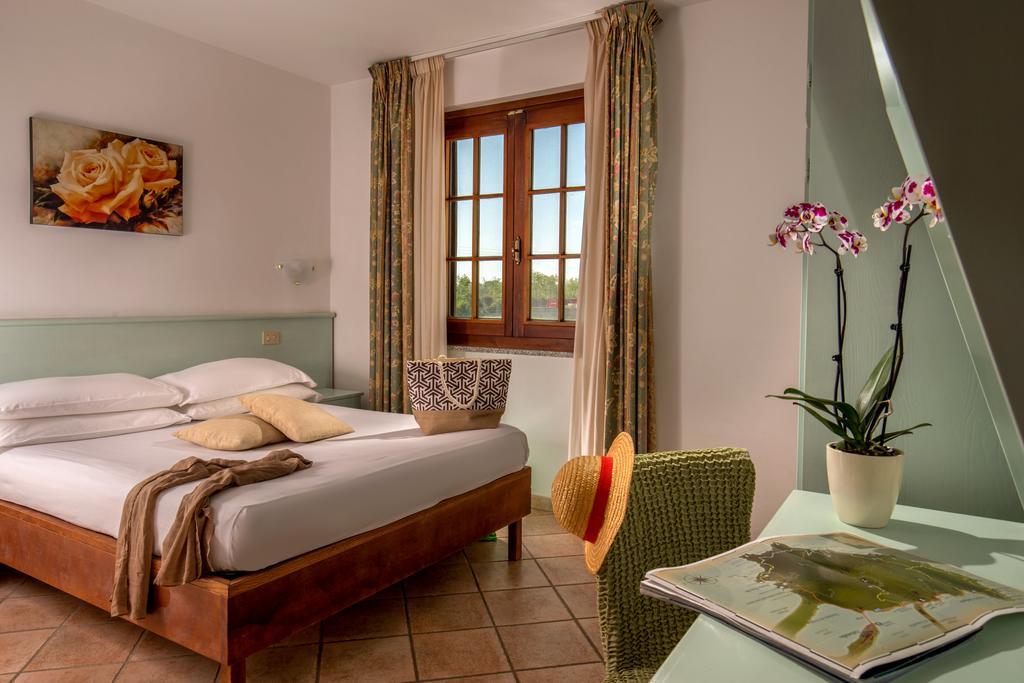 Tris Hotel Орбетелло Экстерьер фото