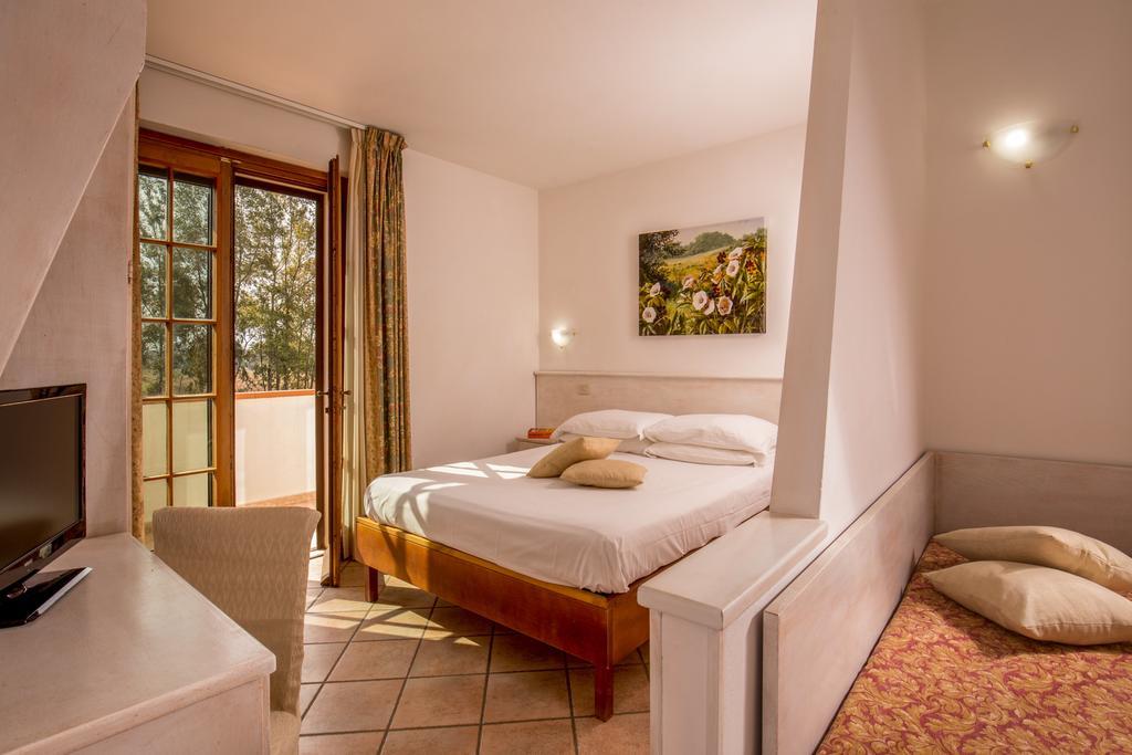 Tris Hotel Орбетелло Номер фото